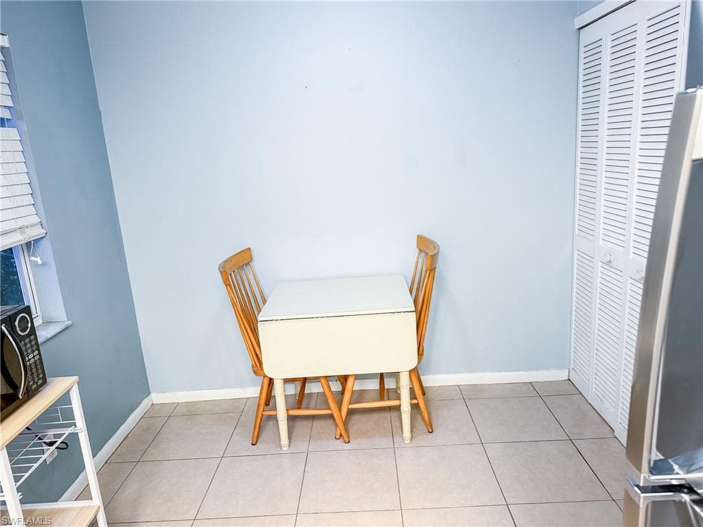 9140 San Carlos BLVD-13