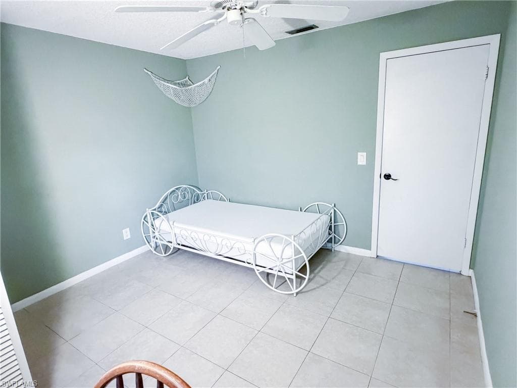 9140 San Carlos BLVD-22