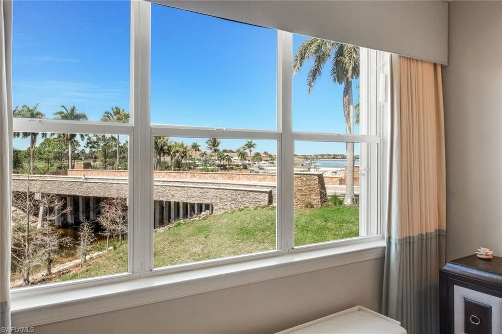 8835 Nautical Landing CIR 201-23