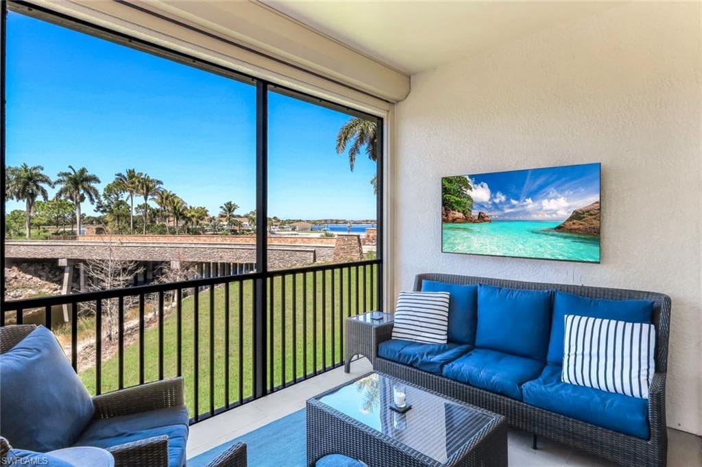 8835 Nautical Landing CIR 201-32