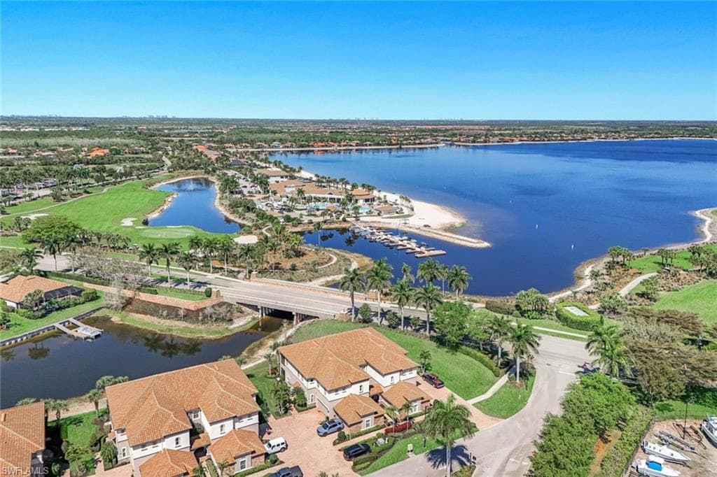 8835 Nautical Landing CIR 201-35