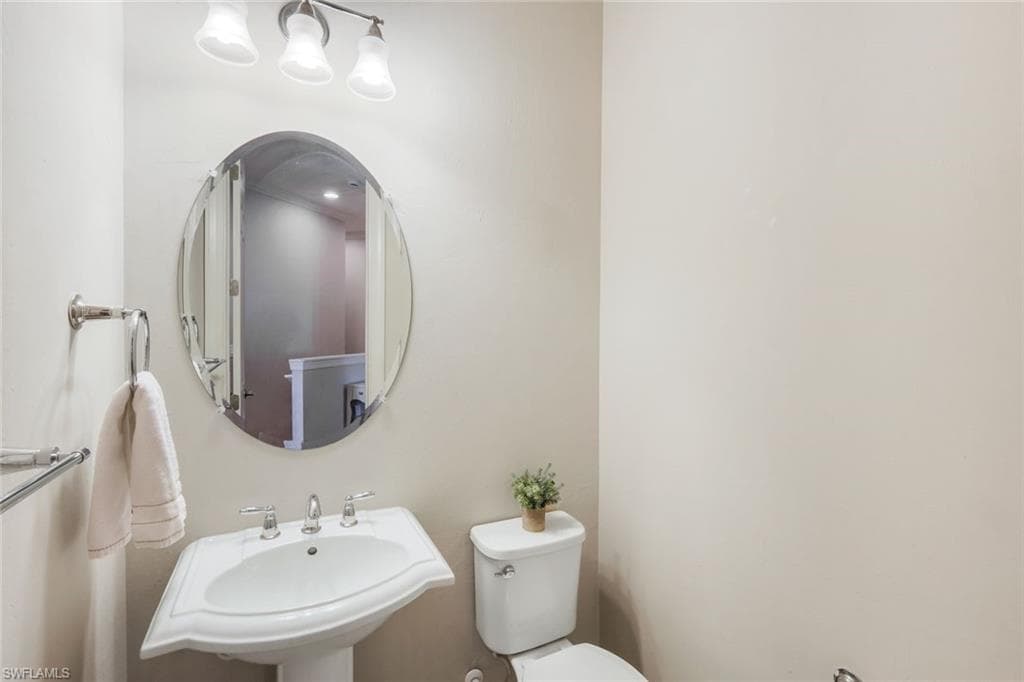 8835 Nautical Landing CIR 201-29