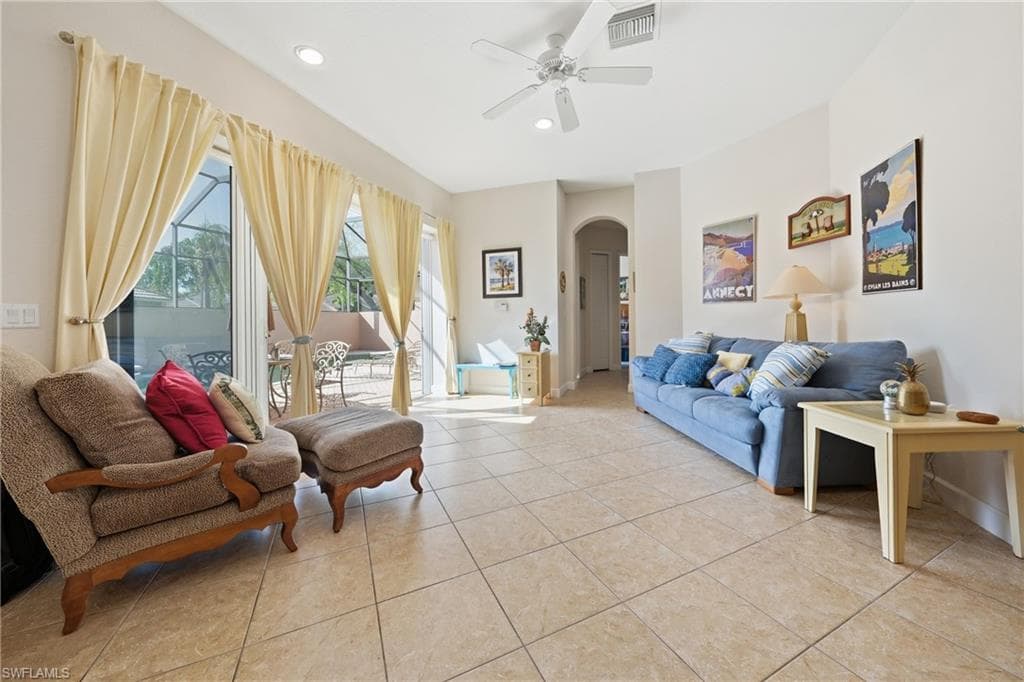 6116 Highwood Park LN-24