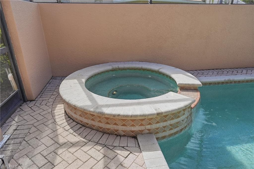 6116 Highwood Park LN-37