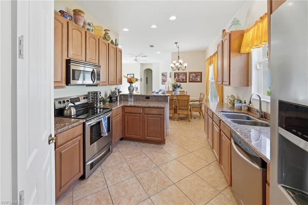 6116 Highwood Park LN-11