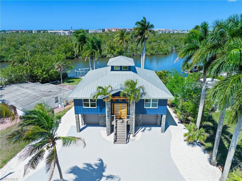 1836 Harbor LN-40