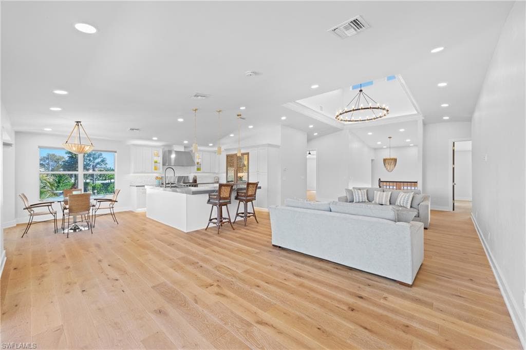 1836 Harbor LN-8