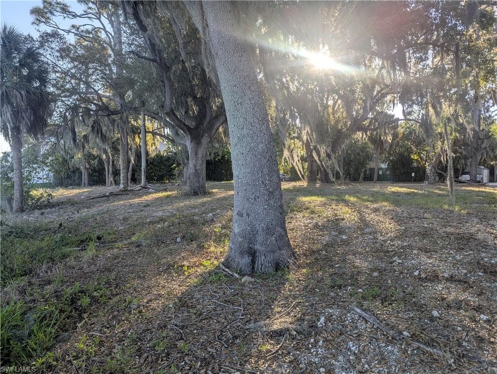 3541-3543 E Riverside DR-8