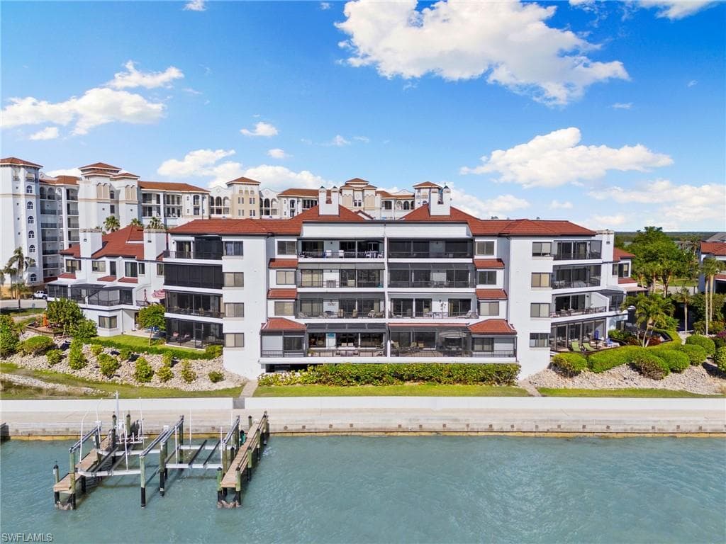 406 La Peninsula BLVD 406-7