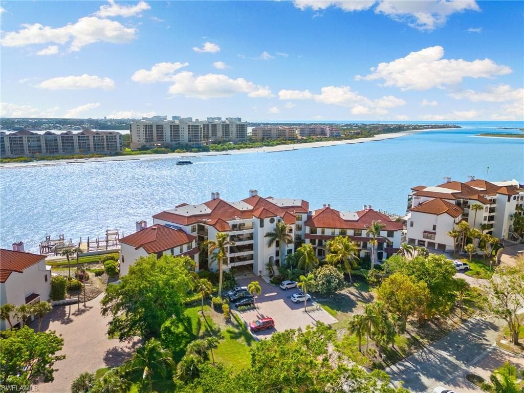 406 La Peninsula BLVD 406-38