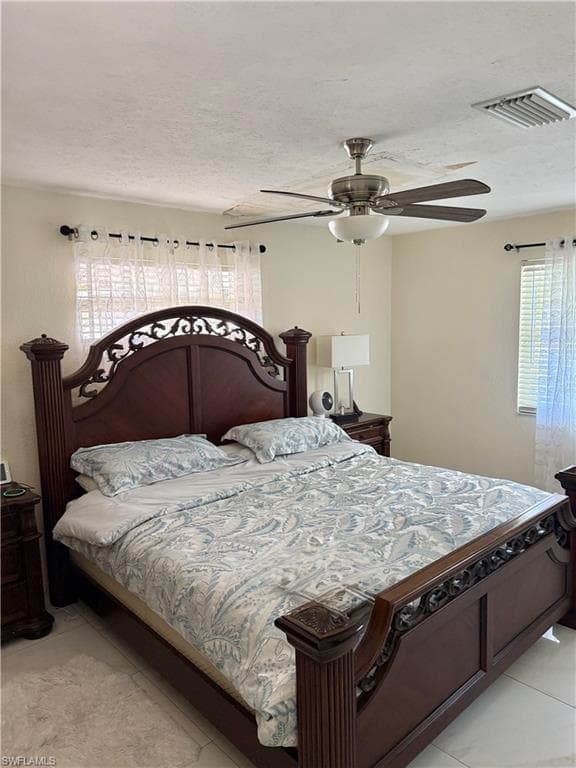 226 Kingston DR-10