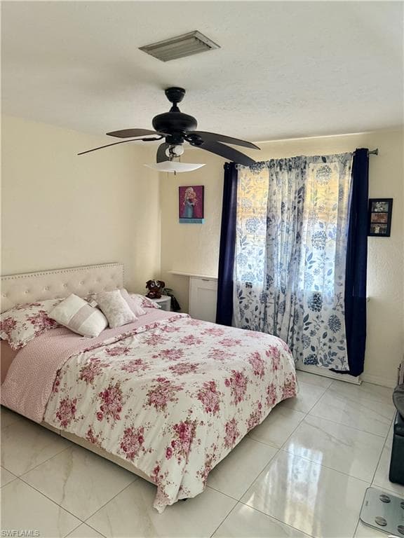 226 Kingston DR-8