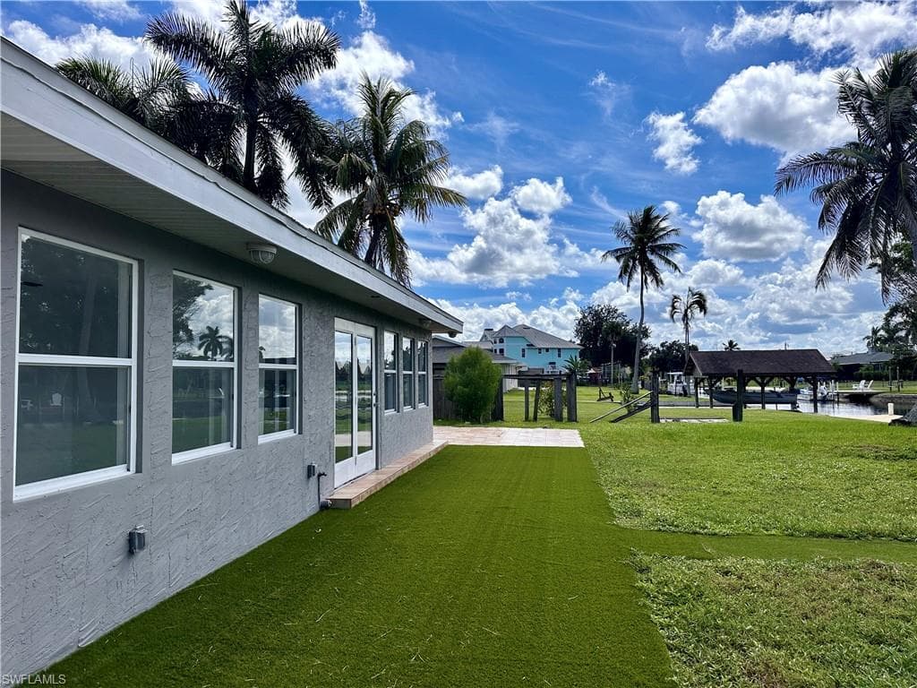 6187 Island Park CT-12