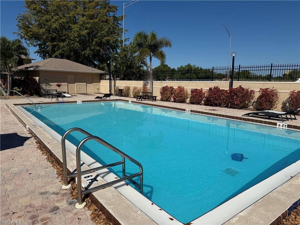 5329 Summerlin RD 2911-14