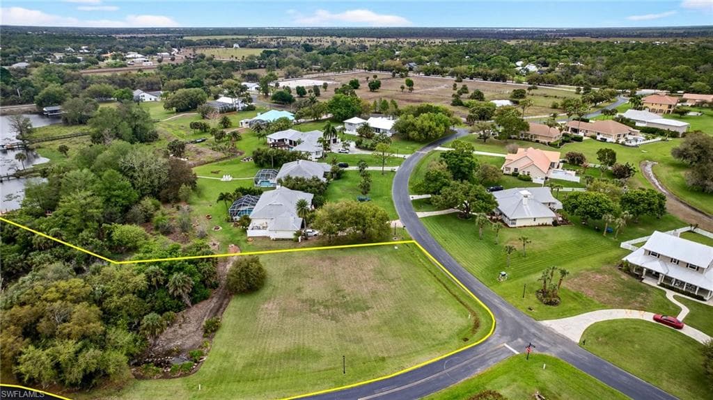 18151 Riverchase CT-10