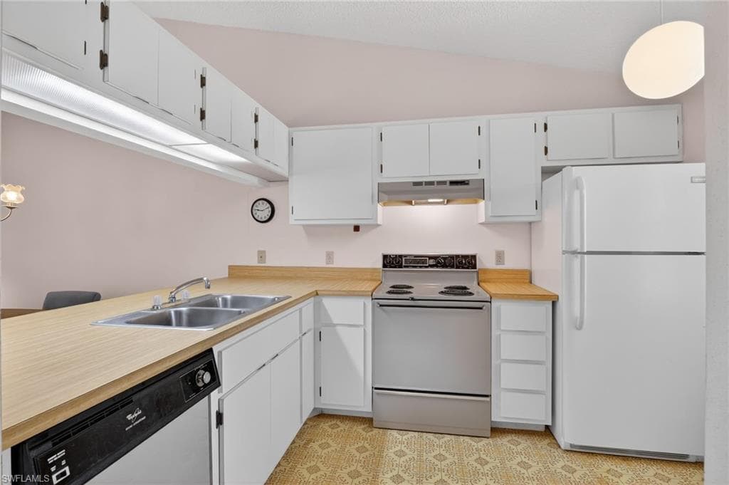 1704 Kings Lake BLVD 201-9