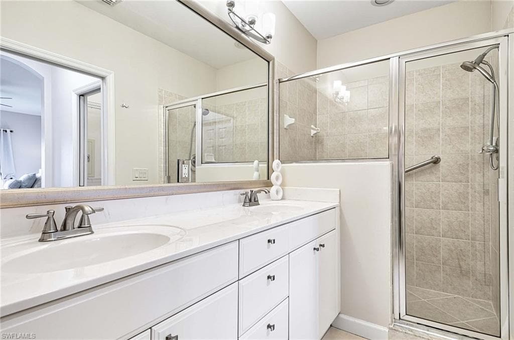 3035 Horizon LN 2206-12