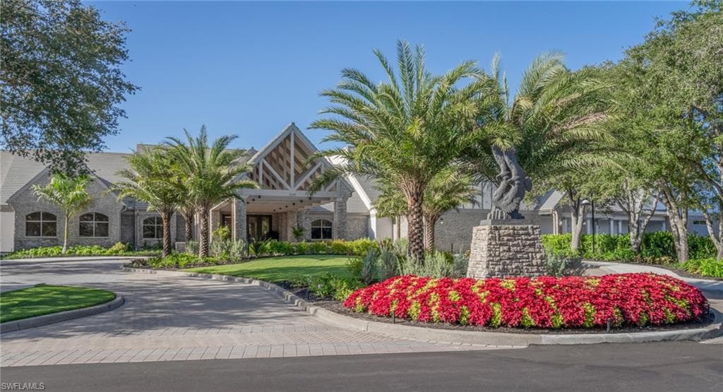 11918 Heather Woods CT-23