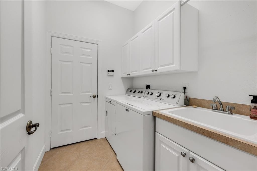 11918 Heather Woods CT-18