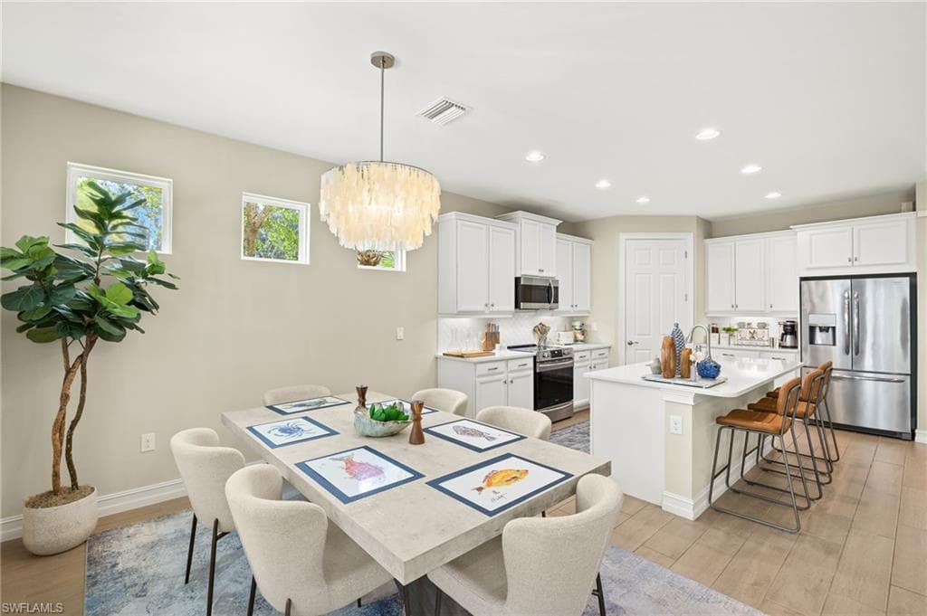 14546 Tropical DR-7