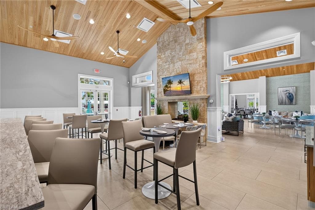 14546 Tropical DR-31
