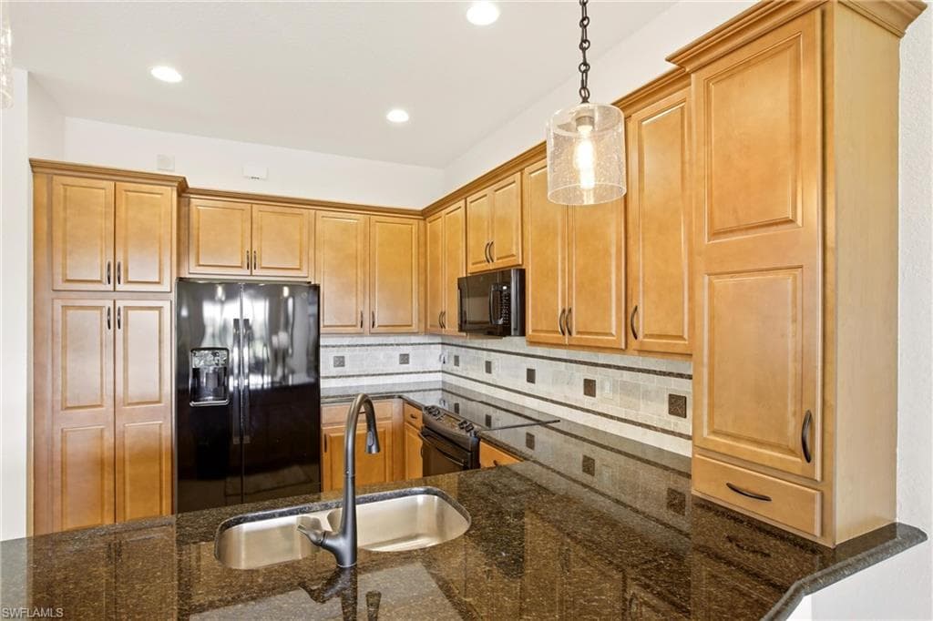 12029 Five Waters CIR-15