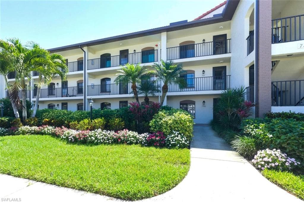 7260 Coventry CT 405-3