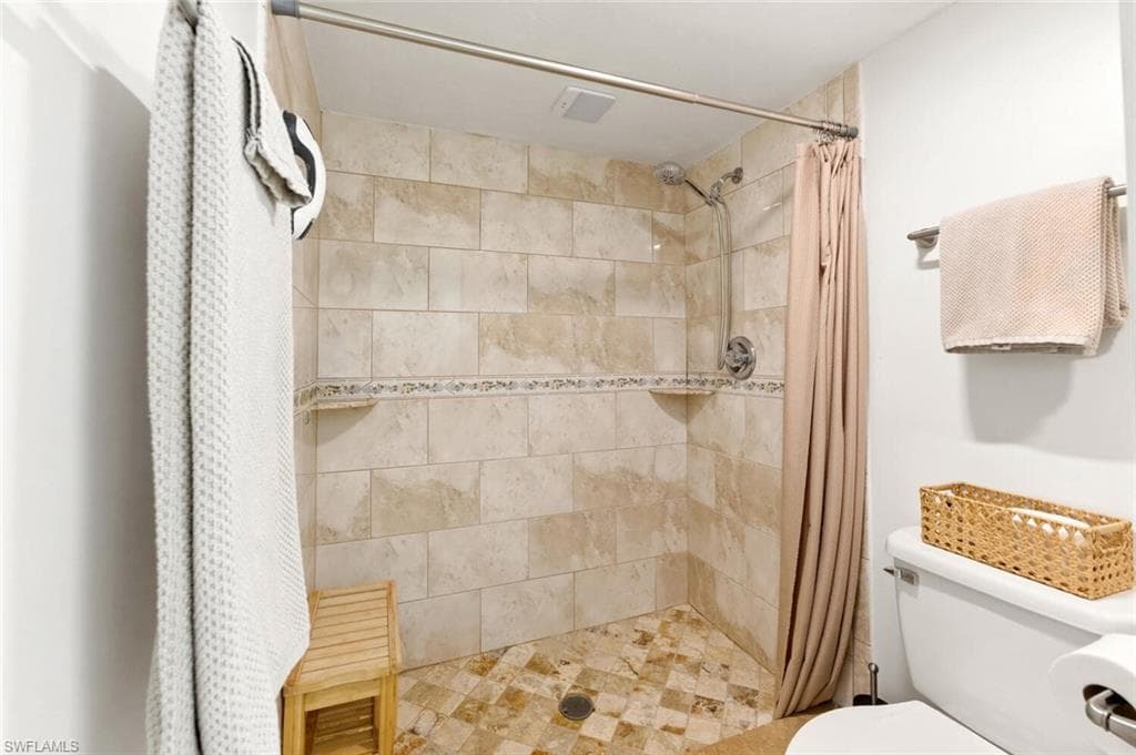 7260 Coventry CT 405-20
