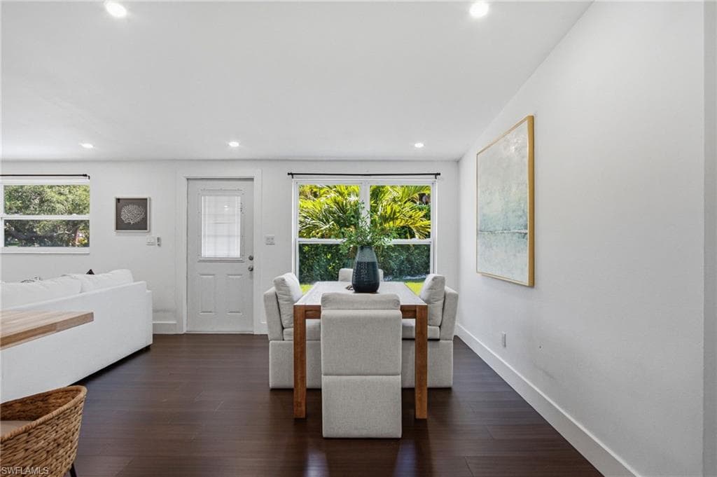 2300 Estey AVE-6
