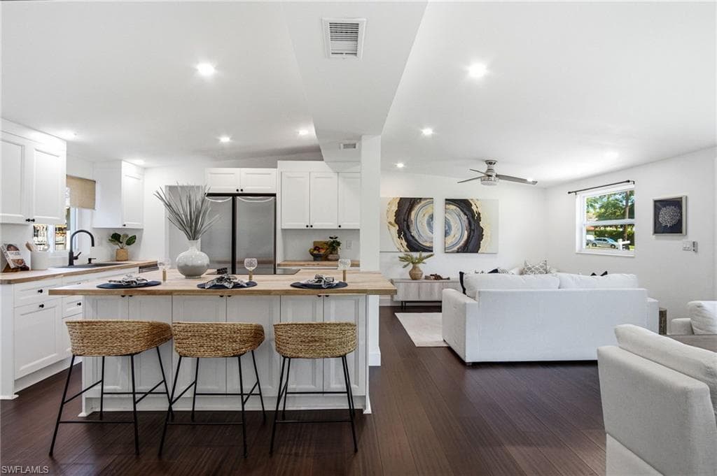 2300 Estey AVE-13