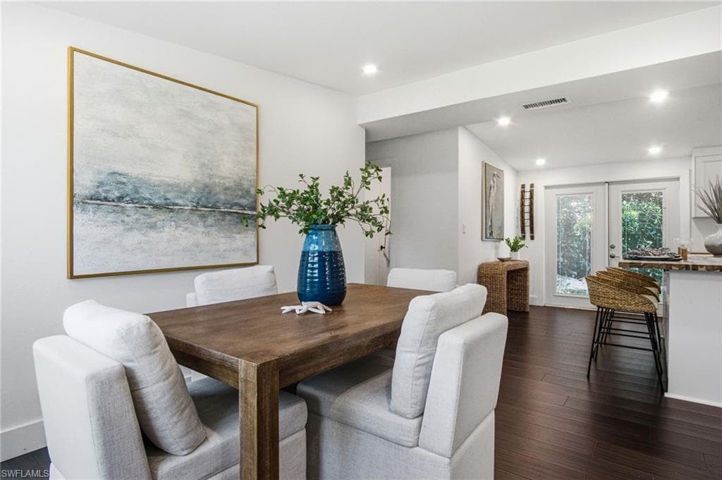 2300 Estey AVE-7