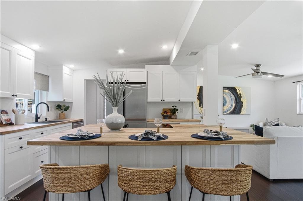 2300 Estey AVE-9
