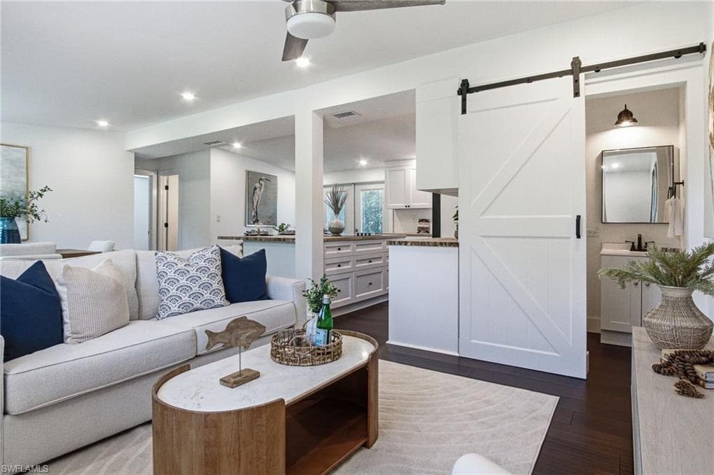 2300 Estey AVE-14