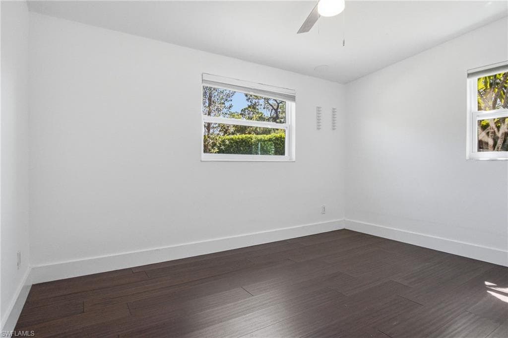 2300 Estey AVE-15
