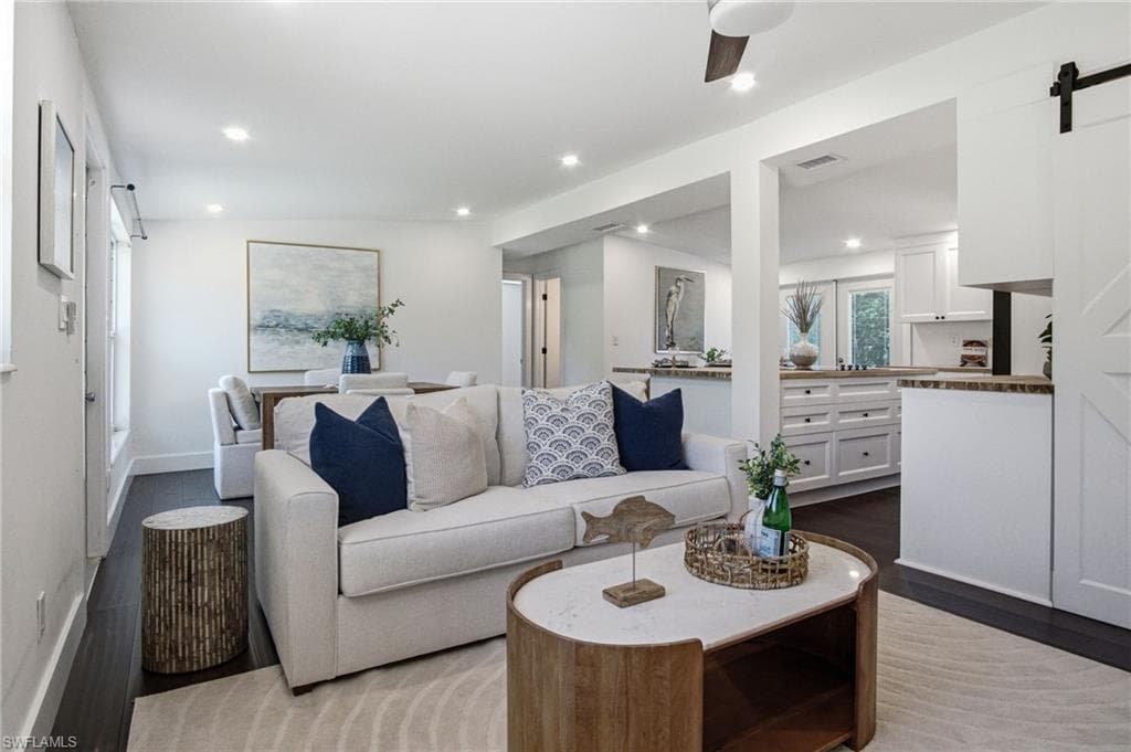 2300 Estey AVE-4