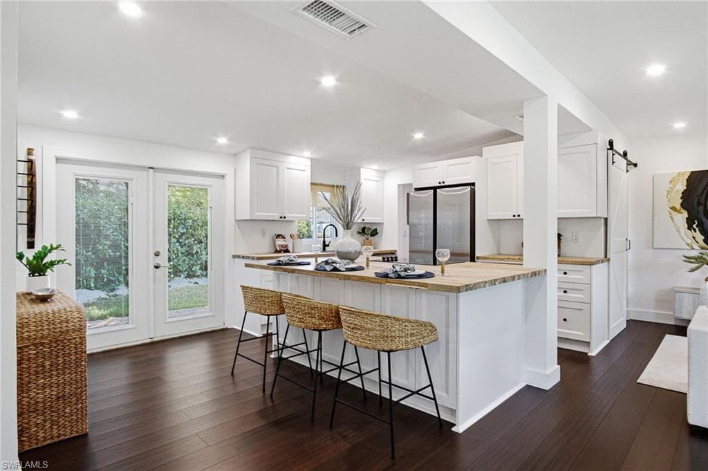 2300 Estey AVE-8