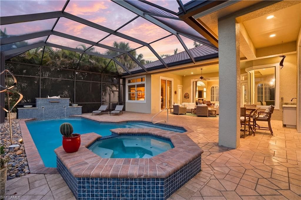 9450 Monteverdi WAY-34