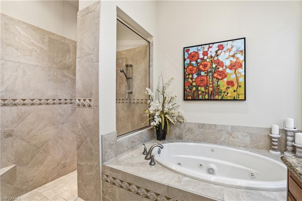 9450 Monteverdi WAY-19