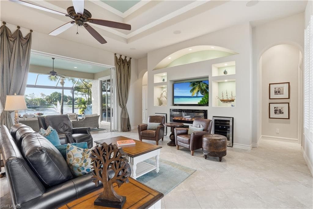 9450 Monteverdi WAY-4