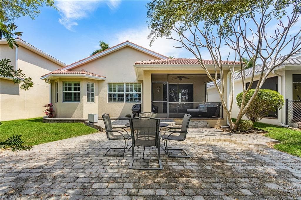 8446 Sumner AVE-24