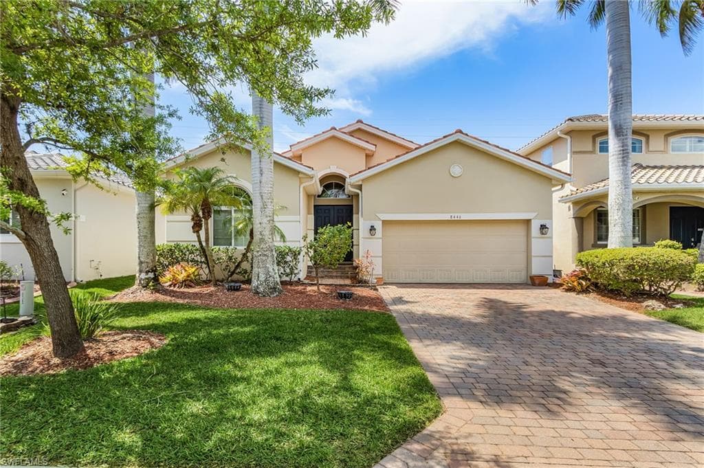 8446 Sumner AVE-4