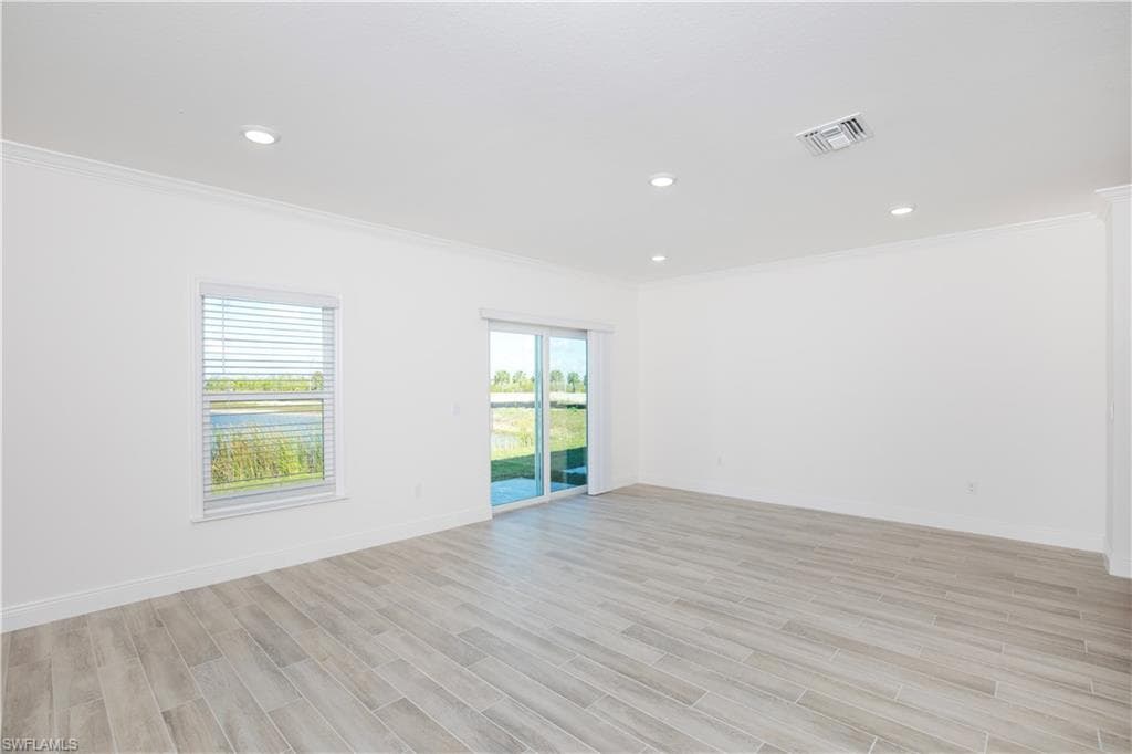 10536 Fountain Palm CIR-4