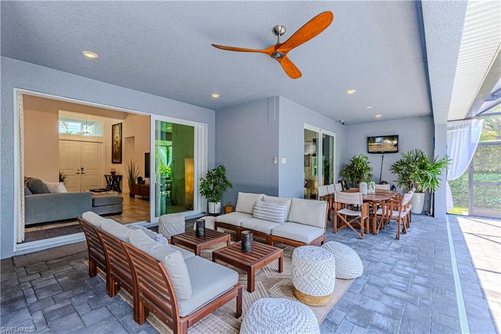 27180 Williams RD-30