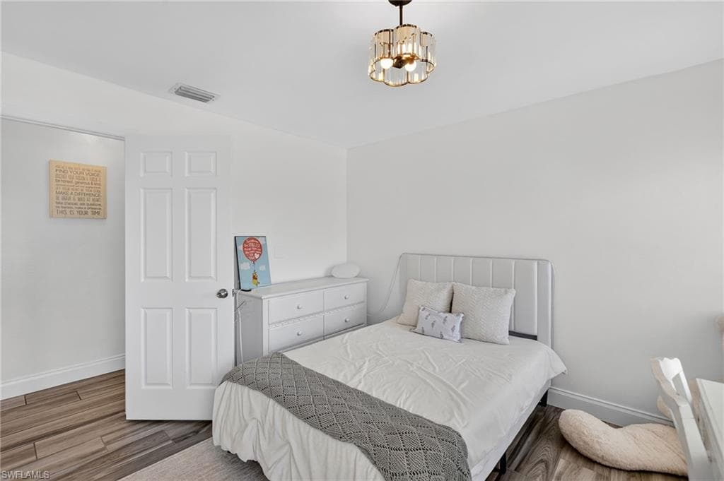 29 SE 10th AVE-25