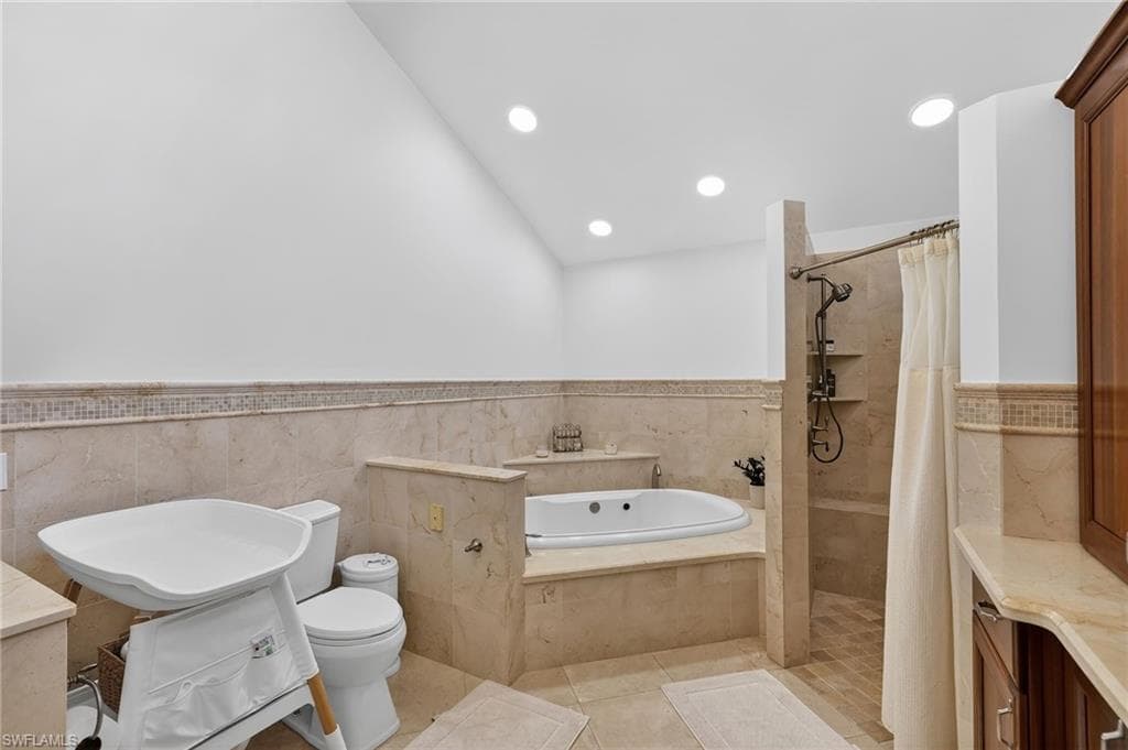 29 SE 10th AVE-23