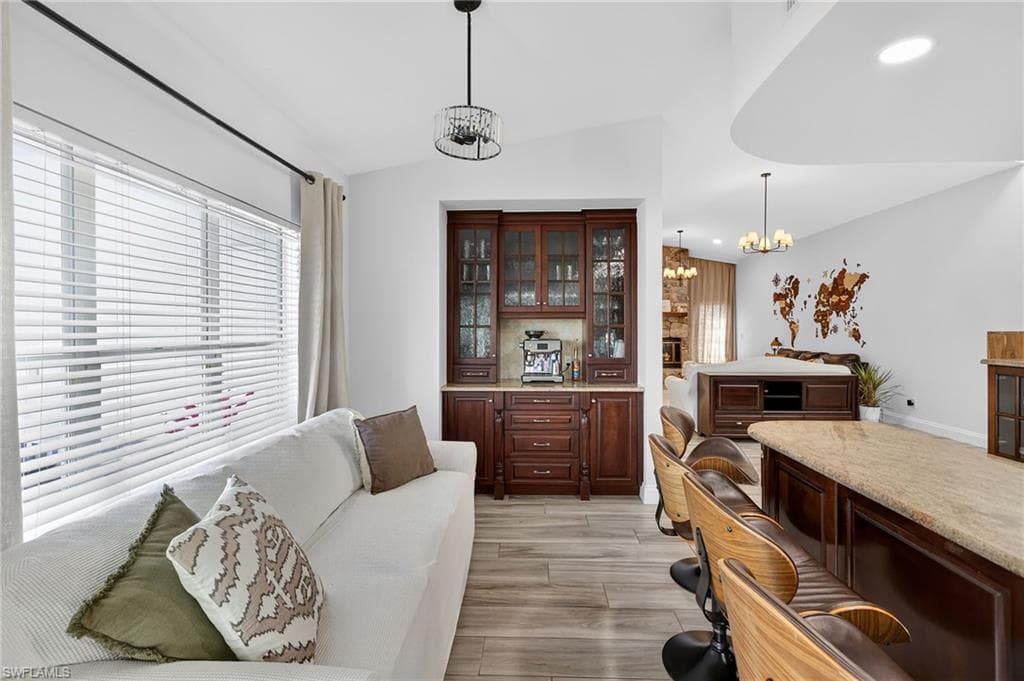 29 SE 10th AVE-17