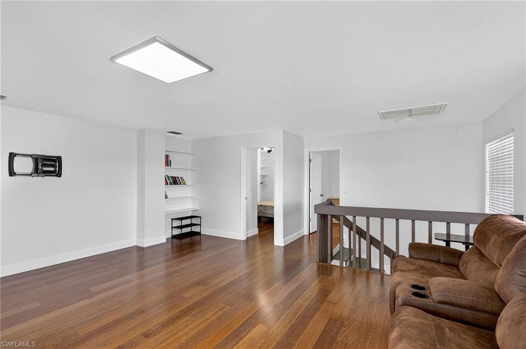 29 SE 10th AVE-38