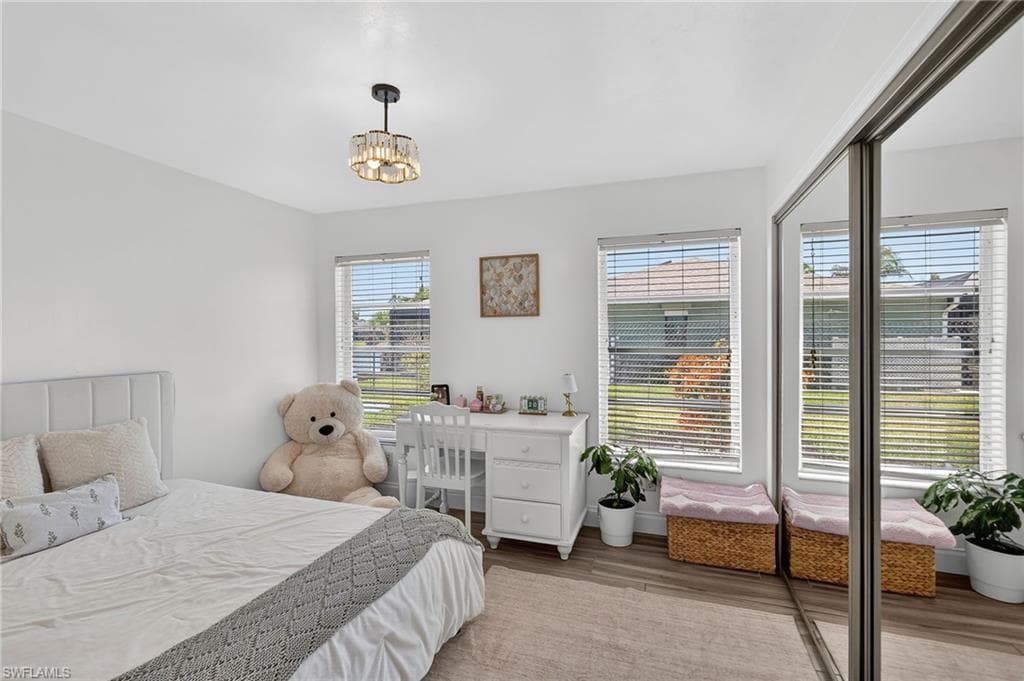 29 SE 10th AVE-24