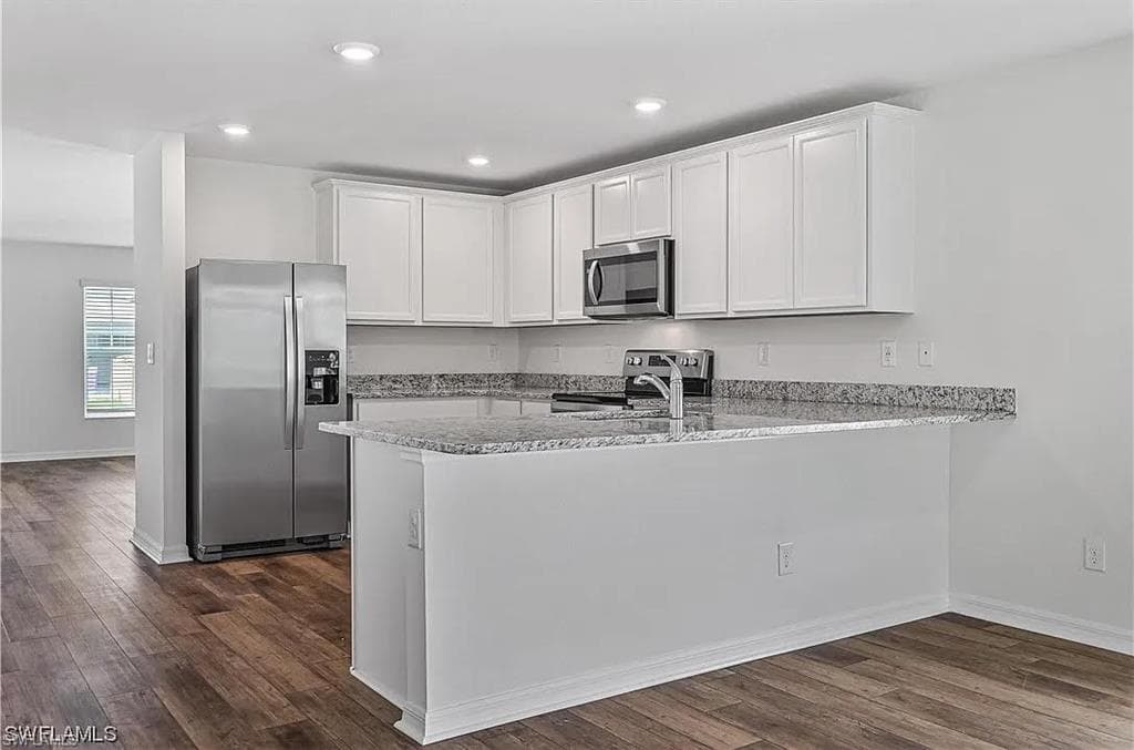 852 Franklin CT-5