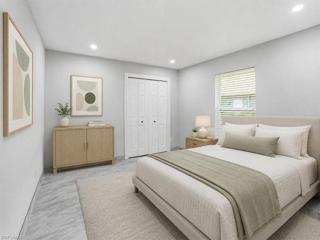 10225 Boca CIR-15